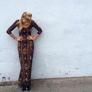 Novella Royale Lee Dress in Brown Moonstone